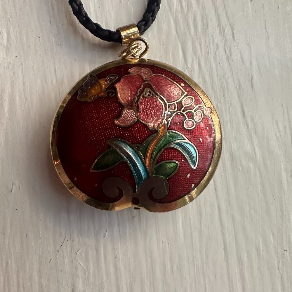 Beautiful Cloisonne pendant